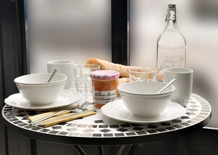 Appartement Café Papillon-paris 15